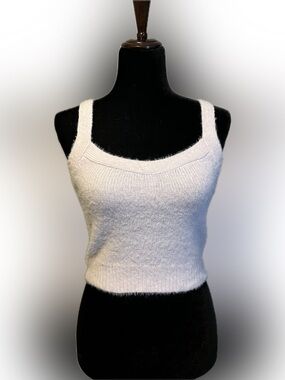 Gianni Bini GB Fuzzy Knit Cropped Tank size M